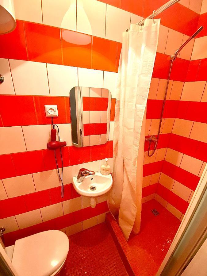 Міні-Апартаменти в центрі для 2-х гостей Львів Екстер'єр фото